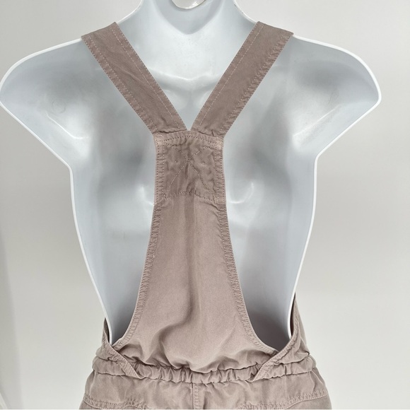 Aritzia Wilfred Free Beatriz Romper Overalls Size XS Shorts Lyocell Tan - Picture 8 of 12